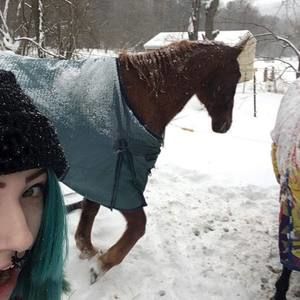 Meet your Posher, Meredith